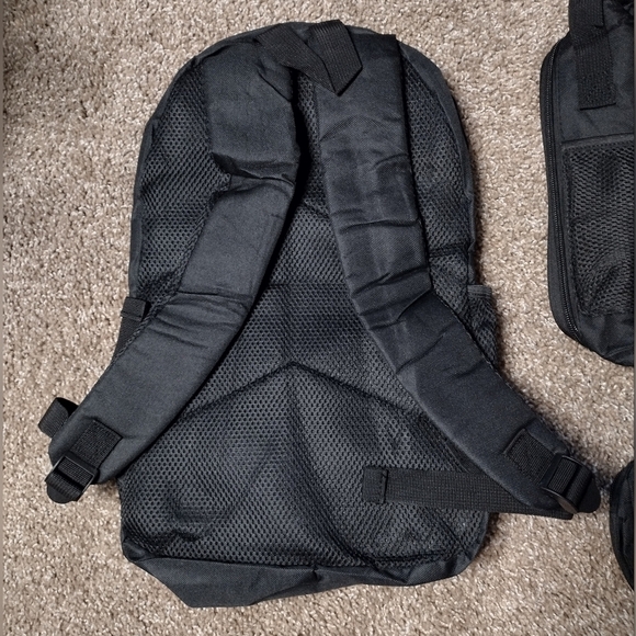 Hello Kitty Sanrio Backpack lunchbox pencil case Set NWOT - Picture 6 of 16